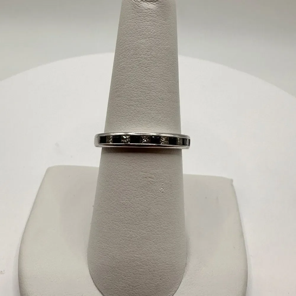 NWB Blue Nile diamond, dark blue sapphire‎ channel set, 14k WG ring!